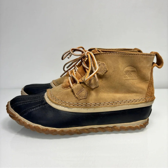 Sorel Out N About Tan Brown Nubuck Leather Rubber Waterproof Booties Size 37 - Picture 12 of 13